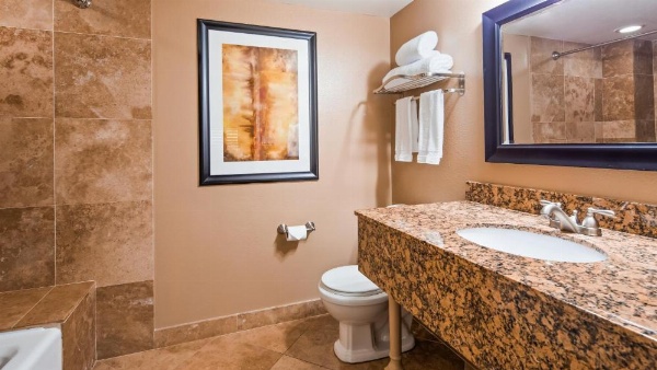 Best Western Plus Casino Royale - Center Strip image 23